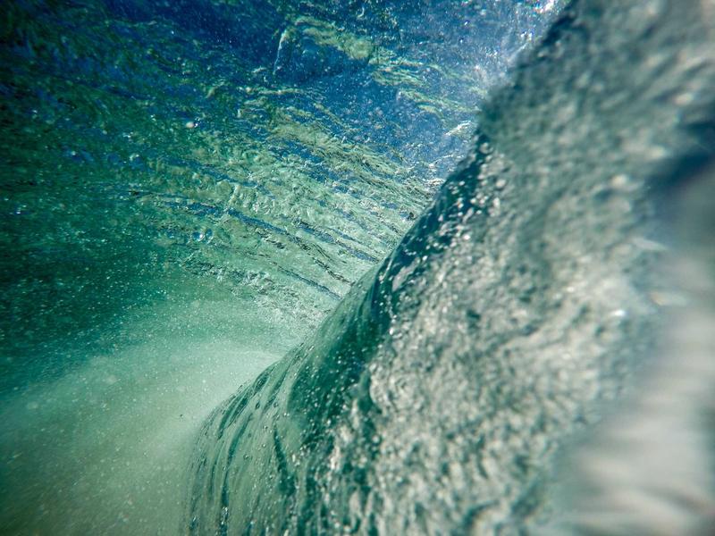 夸克禁闭<br>lyk4ls.cn 质子中子内部